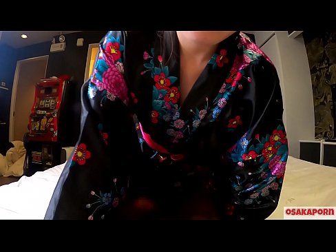 ❤️ Ung cosplay tjej älskar sex till orgasm med en spruta i en hästskötare och en avsugning. Asiatisk tjej med hårig fitta och vackra bröst i traditionell japansk dräkt i amatörvideo som visar onani med knullleksaker. Sakura 3 OSAKAPORN. ❤️ Pornvideo at sv.zoomporno.ru ❌